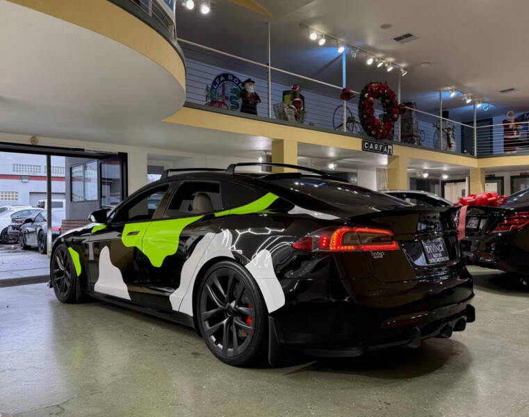 2021 Tesla Model S Plaid