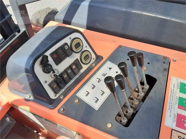 2019 Moffett M8 55.3 NX