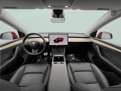 2025 Tesla Model Y Performance