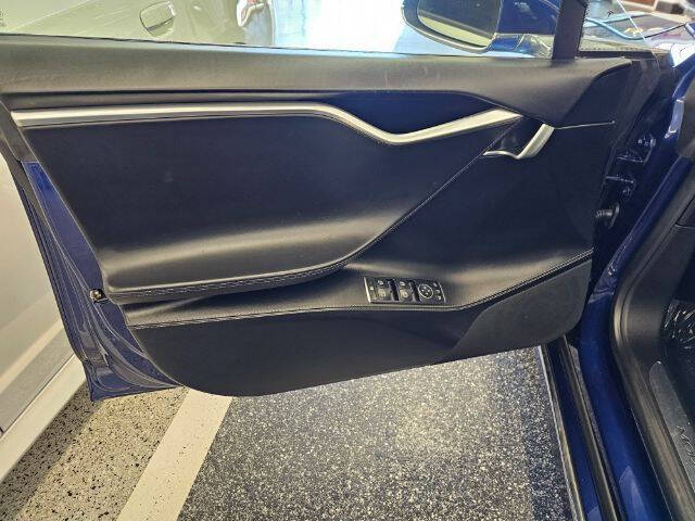 2017 Tesla Model S 75D