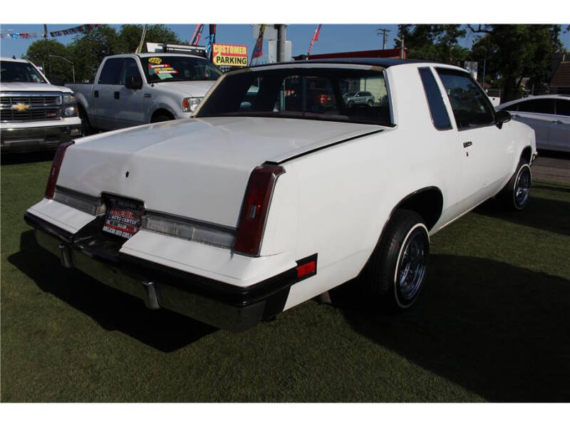 1985 Oldsmobile Cutlass Supreme Brougham