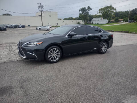 2017 Lexus ES 300h