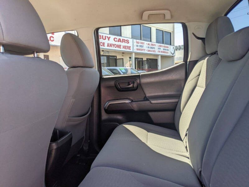 2019 Toyota Tacoma SR5 V6