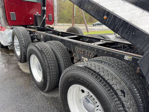 2021 Peterbilt 567