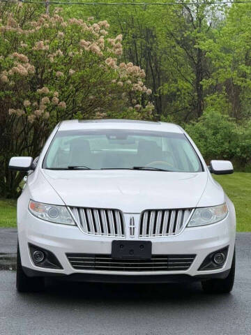 2011 Lincoln MKS