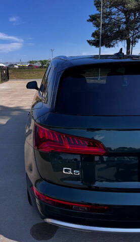 2018 Audi Q5 2.0T quattro Premium Plus