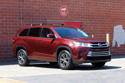 2017 Toyota Highlander LE