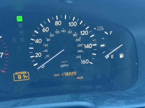 2005 Lexus LS 430