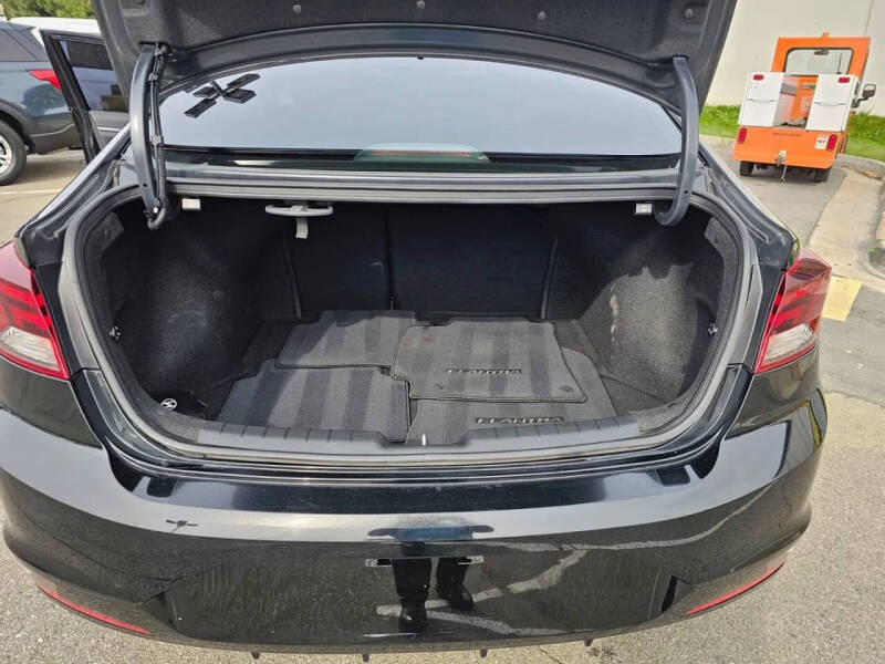 2020 Hyundai Elantra