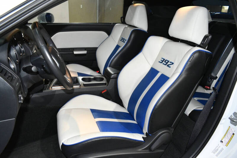 2011 Dodge Challenger SRT8 392