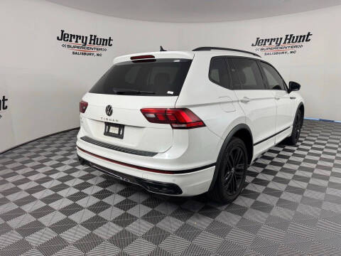 2022 Volkswagen Tiguan SE R-Line Black