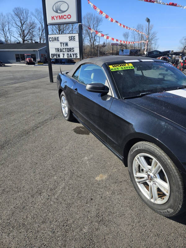 Used 2014 Ford Mustang V6 with VIN 1ZVBP8EM8E5208259 for sale in Valparaiso, IN