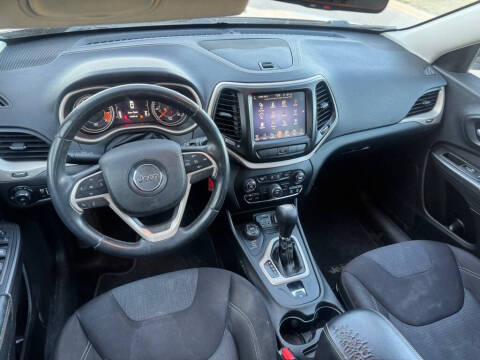 2018 Jeep Cherokee Latitude Plus