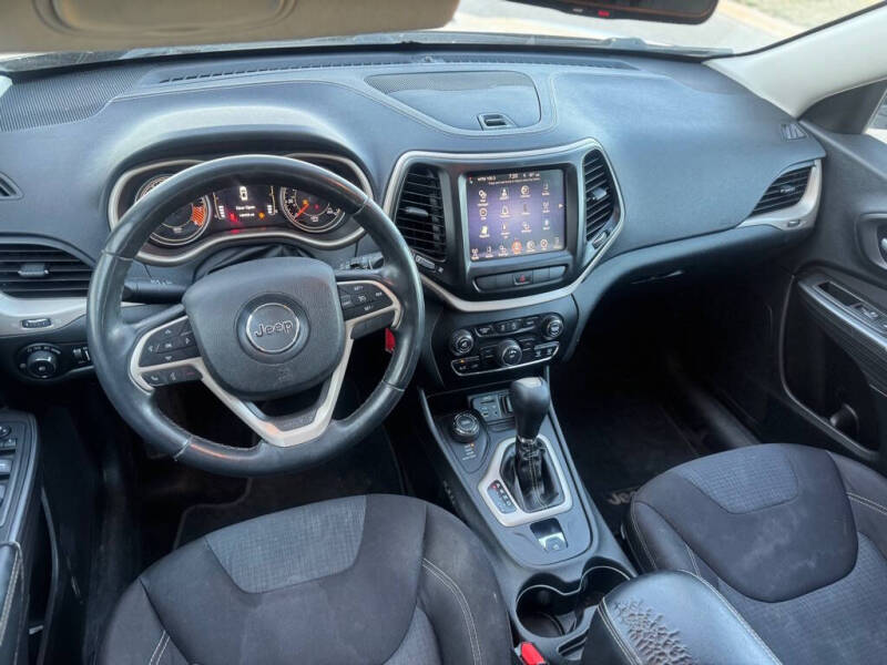 2018 Jeep Cherokee Latitude Plus