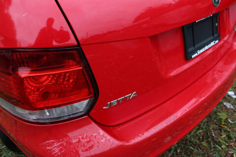 2013 Volkswagen Jetta SportWagen SE PZEV