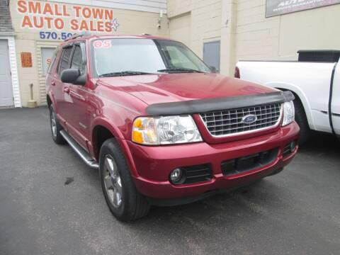 2005 Ford Explorer for sale at Small Town Auto Sales in Hazleton PA