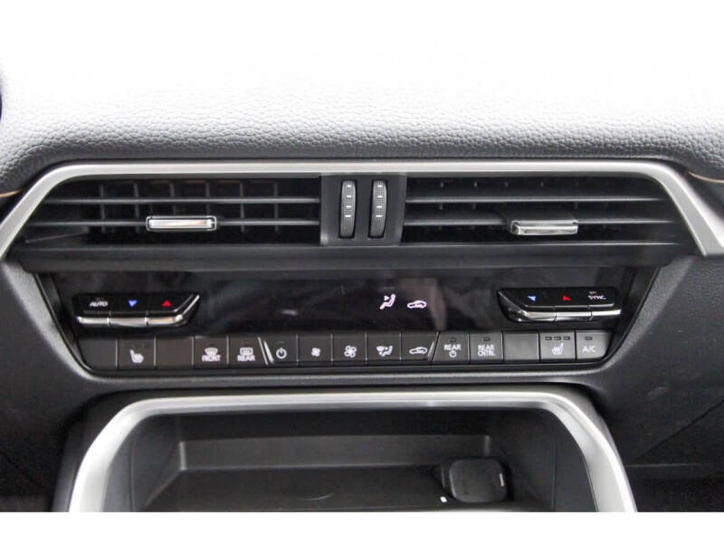 2025 Mazda CX-70 Plug-in Hybrid Premium