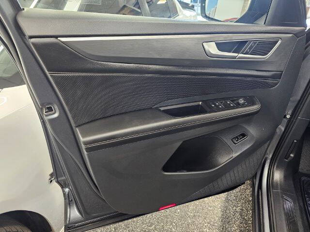 2024 Volkswagen Atlas Cross Sport SE 4Motion