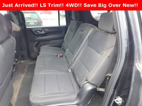 2023 Chevrolet Suburban LS