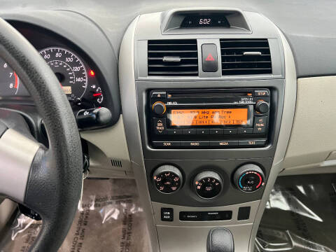 2012 Toyota Corolla LE