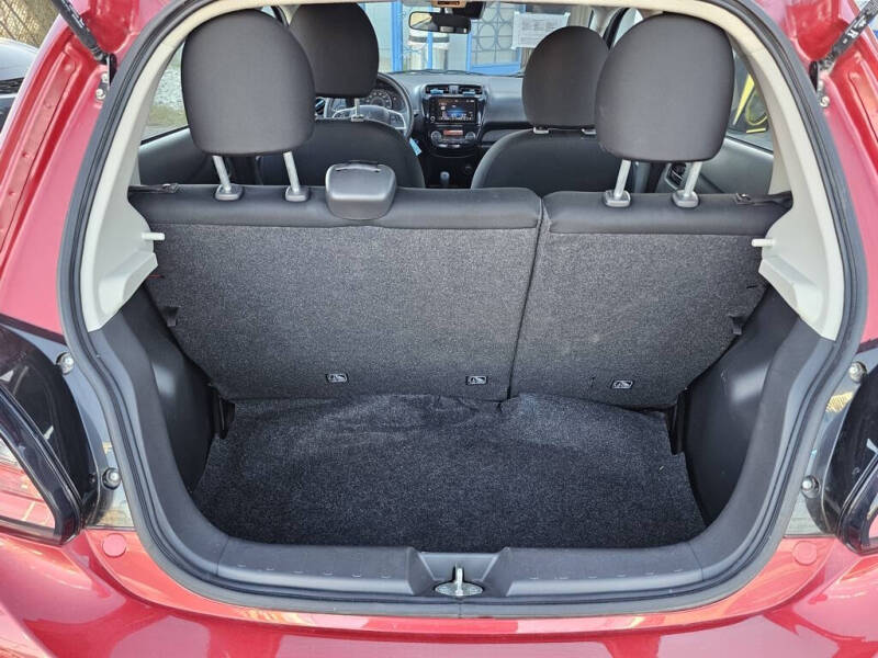 2024 Mitsubishi Mirage ES