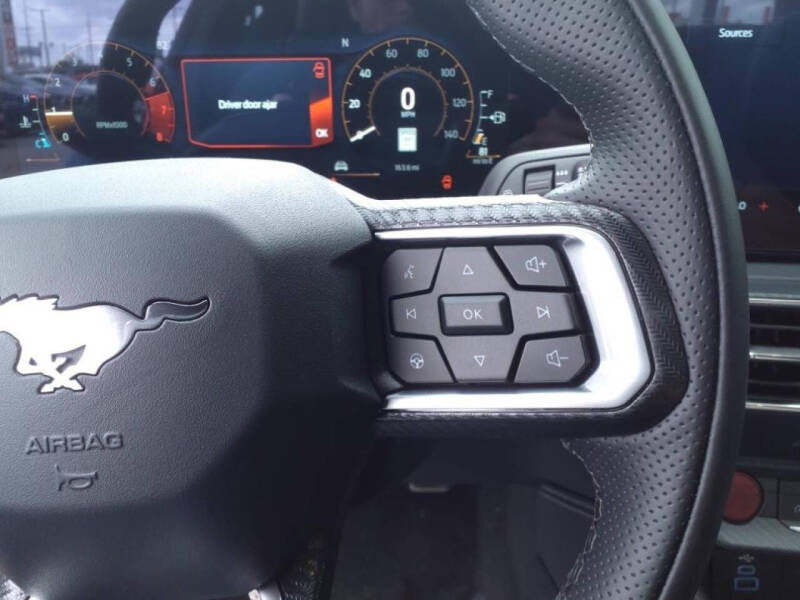 2025 Ford Mustang EcoBoost Premium