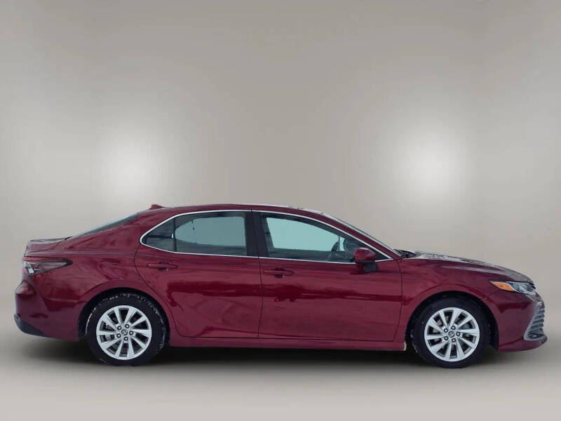 2022 Toyota Camry LE