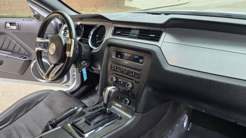 2014 Ford Mustang V6 Premium