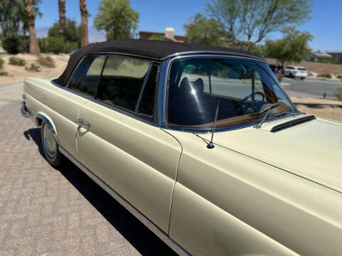 1969 Mercedes-Benz 280-Class