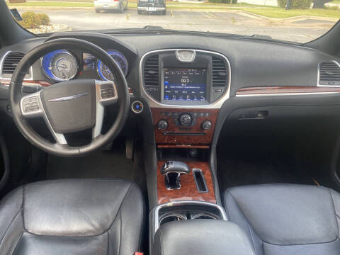 2012 Chrysler 300 Limited