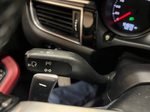 2018 Porsche Macan S