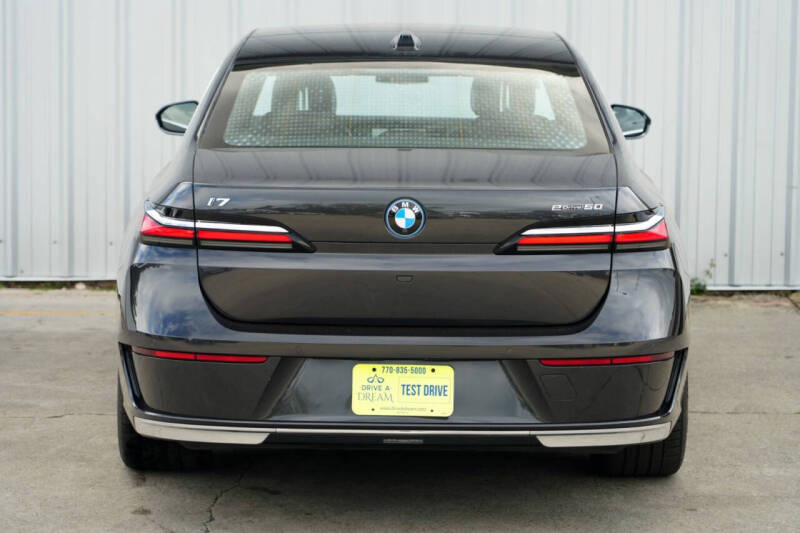 2024 BMW i7 eDrive50
