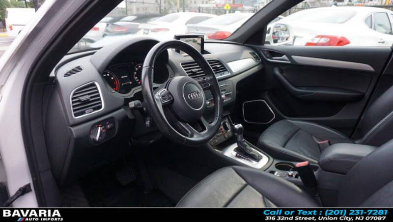 2017 Audi Q3 2.0T quattro Prestige