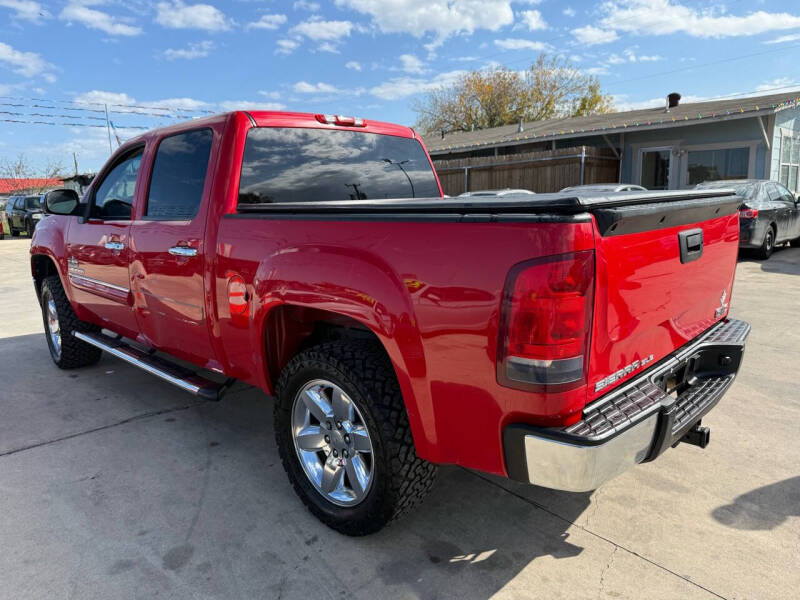 2013 GMC Sierra 1500 SLE photo 5