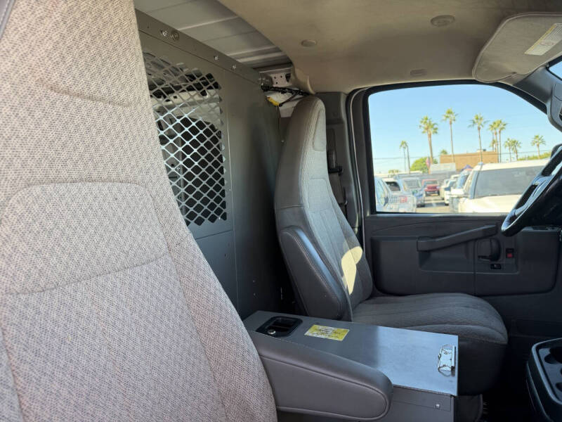 2017 Chevrolet Express 2500