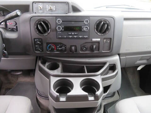 2014 Ford E-Series E-150 XLT