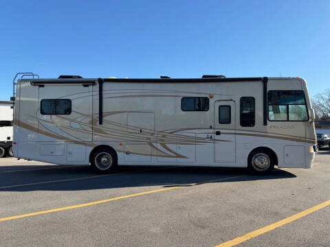 2012 Freightliner XCS Chassis