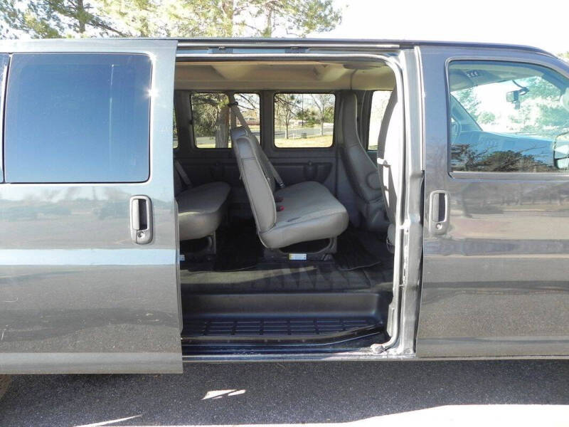 2017 Chevrolet Express LT 3500