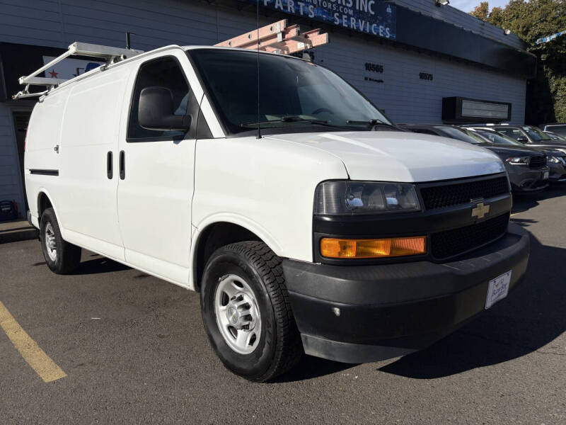 2020 Chevrolet Express 2500