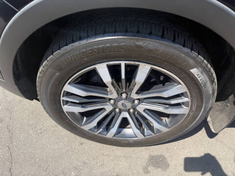 2016 Ford Explorer Platinum