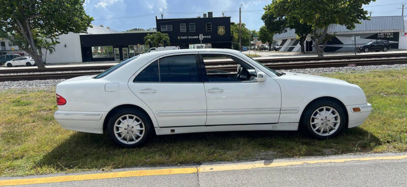 2000 Mercedes-Benz E-Class E 320