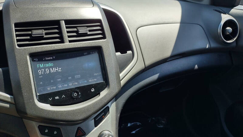 2016 Chevrolet Sonic LT Auto