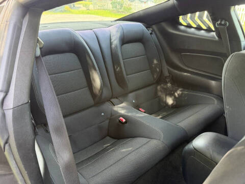 2016 Ford Mustang V6