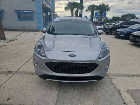 2022 Ford Escape SEL