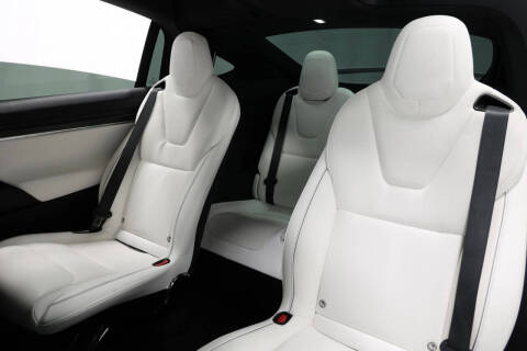 2022 Tesla Model X Plaid