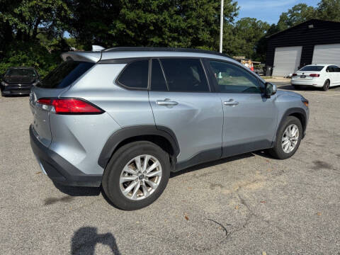 2024 Toyota Corolla Cross LE