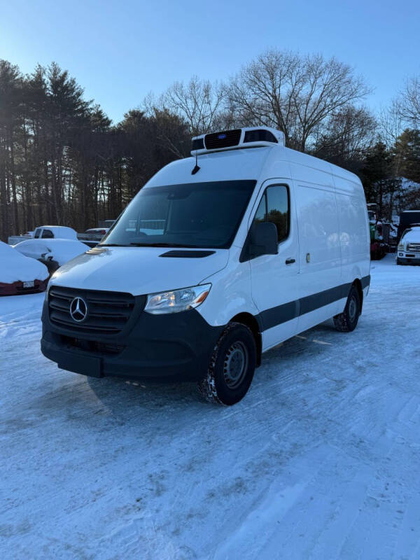 2020 Mercedes-Benz Sprinter Crew Van Base photo 3