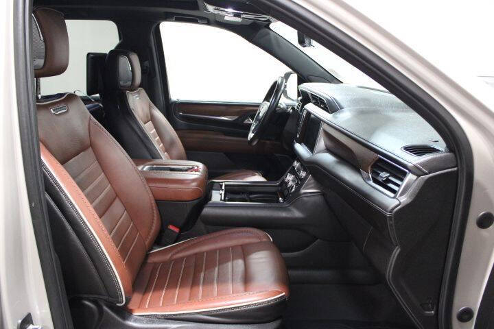 2023 GMC Yukon XL Denali Ultimate