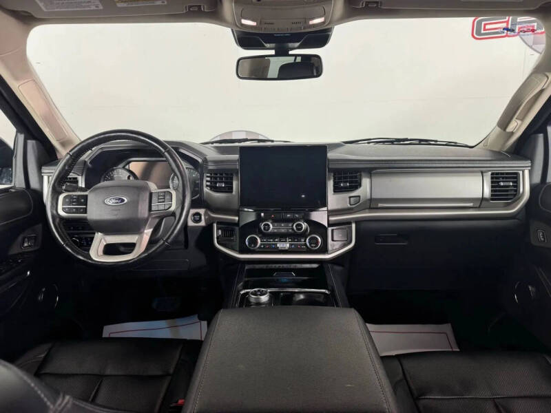 2023 Ford Expedition MAX XLT