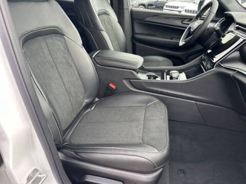 2025 Jeep Grand Cherokee L Altitude X